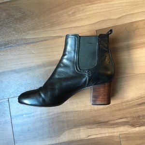 Frye Stella Chelsea Boots Black Leather